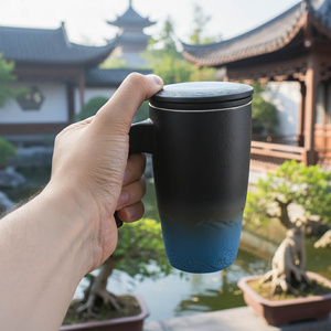 Kerámia bögre fedővel és szűrővel Mystea 300 ml